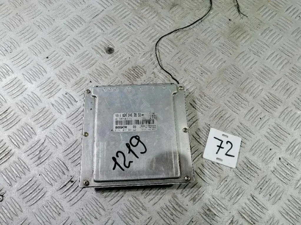 Блок управления двигателем 0281010041, A0245452832