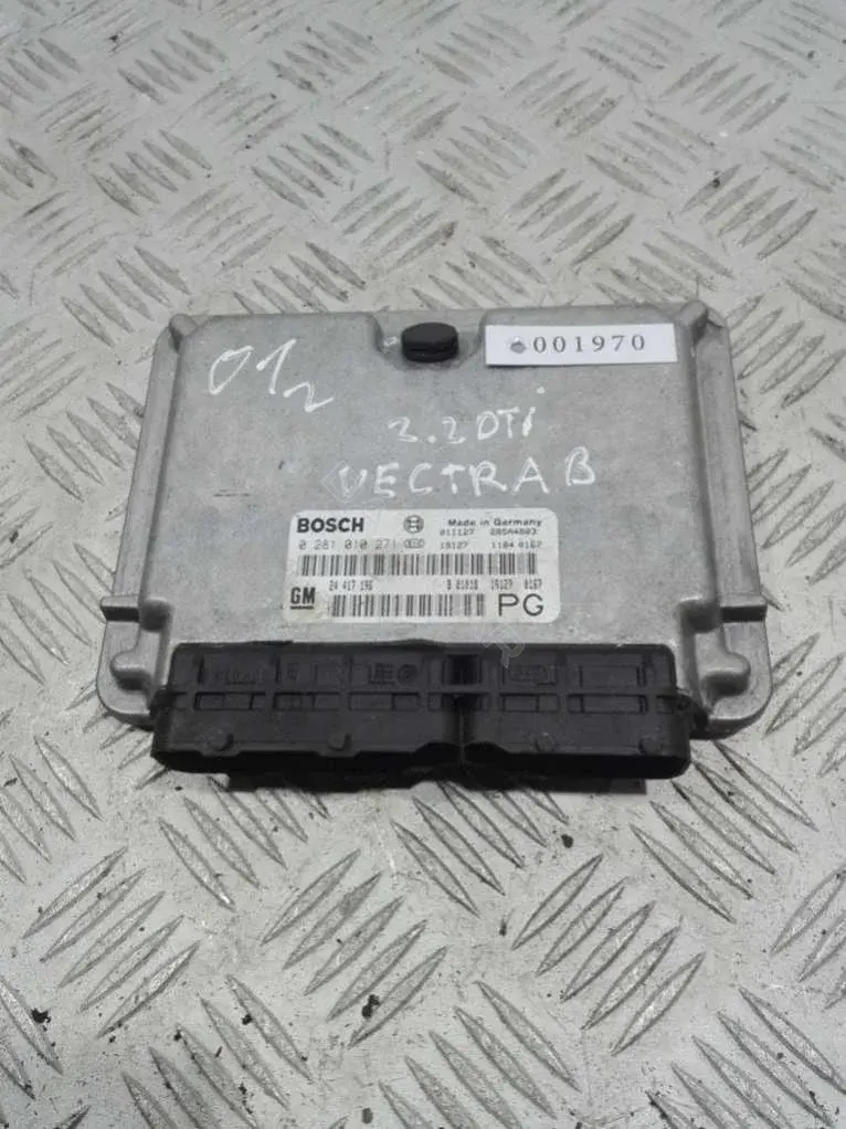 Блок управления двигателем 0281010271, 24 417 196