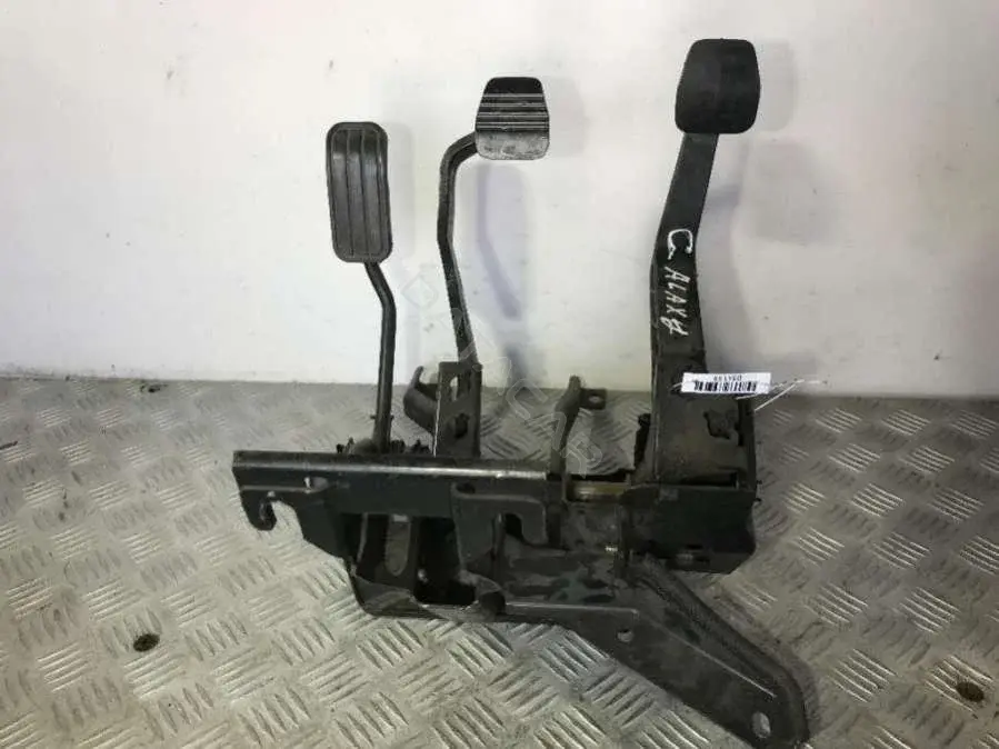 Узел педальный (блок педалей) 95VW 2L388CGYYEN