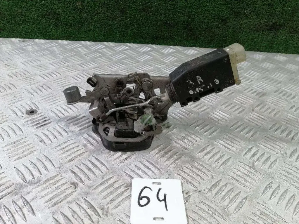 Замок двери 605329