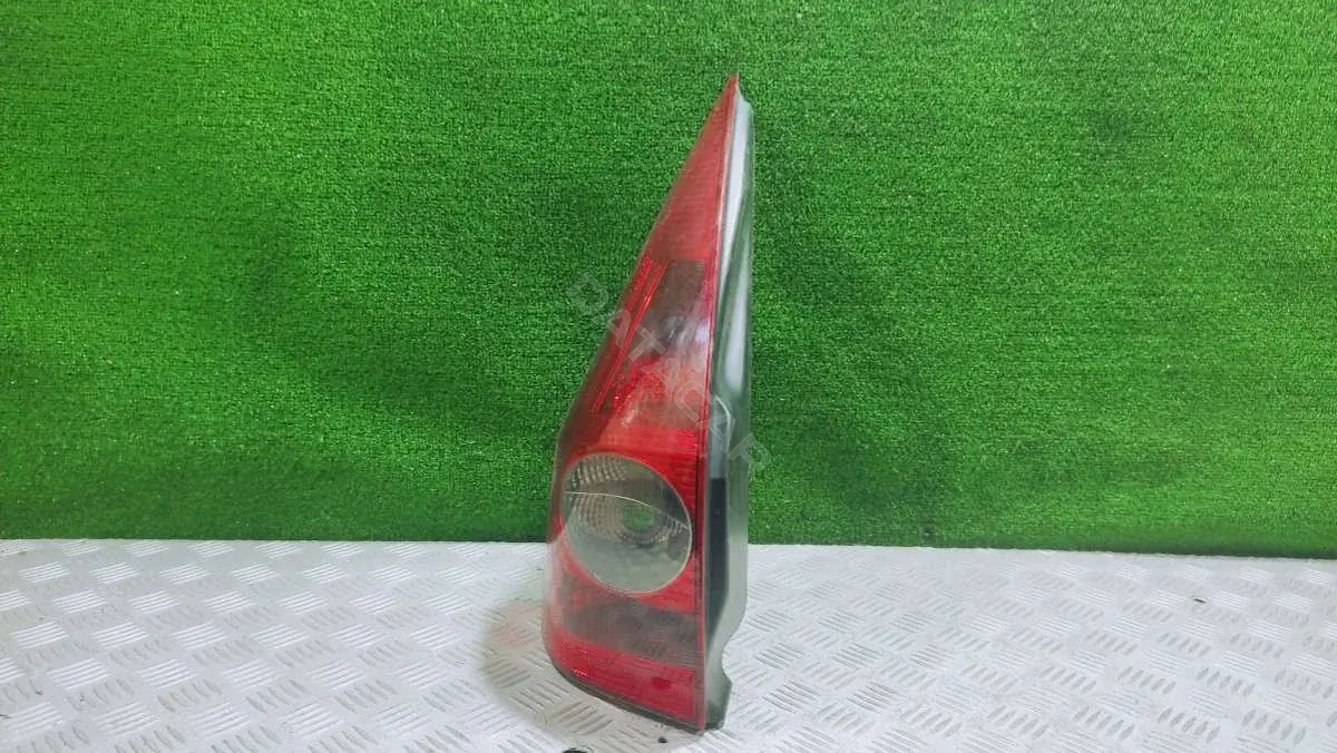 Задние фонари 82001-42684