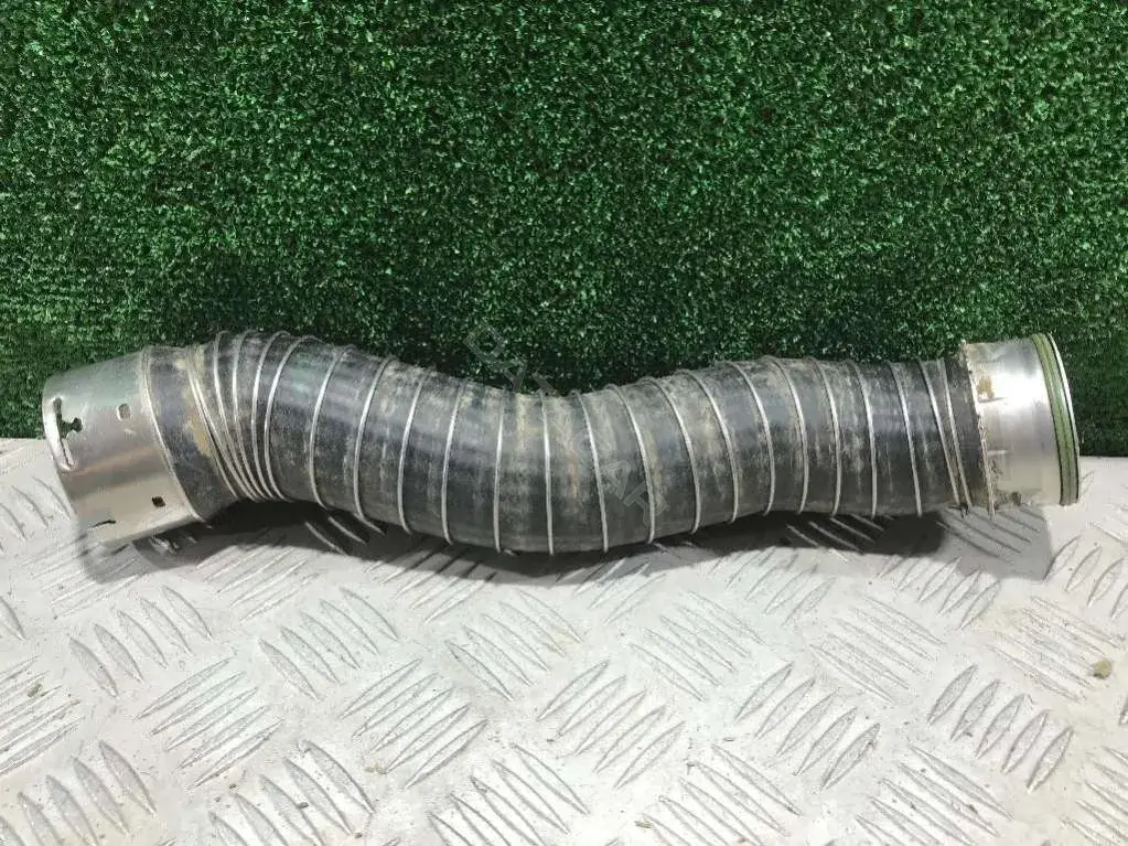 Патрубок интеркулера 60043008