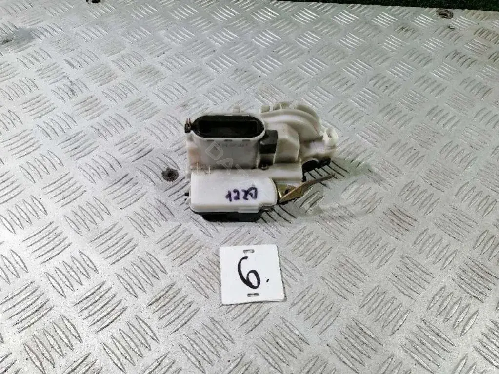 Замок двери 1H1837015K