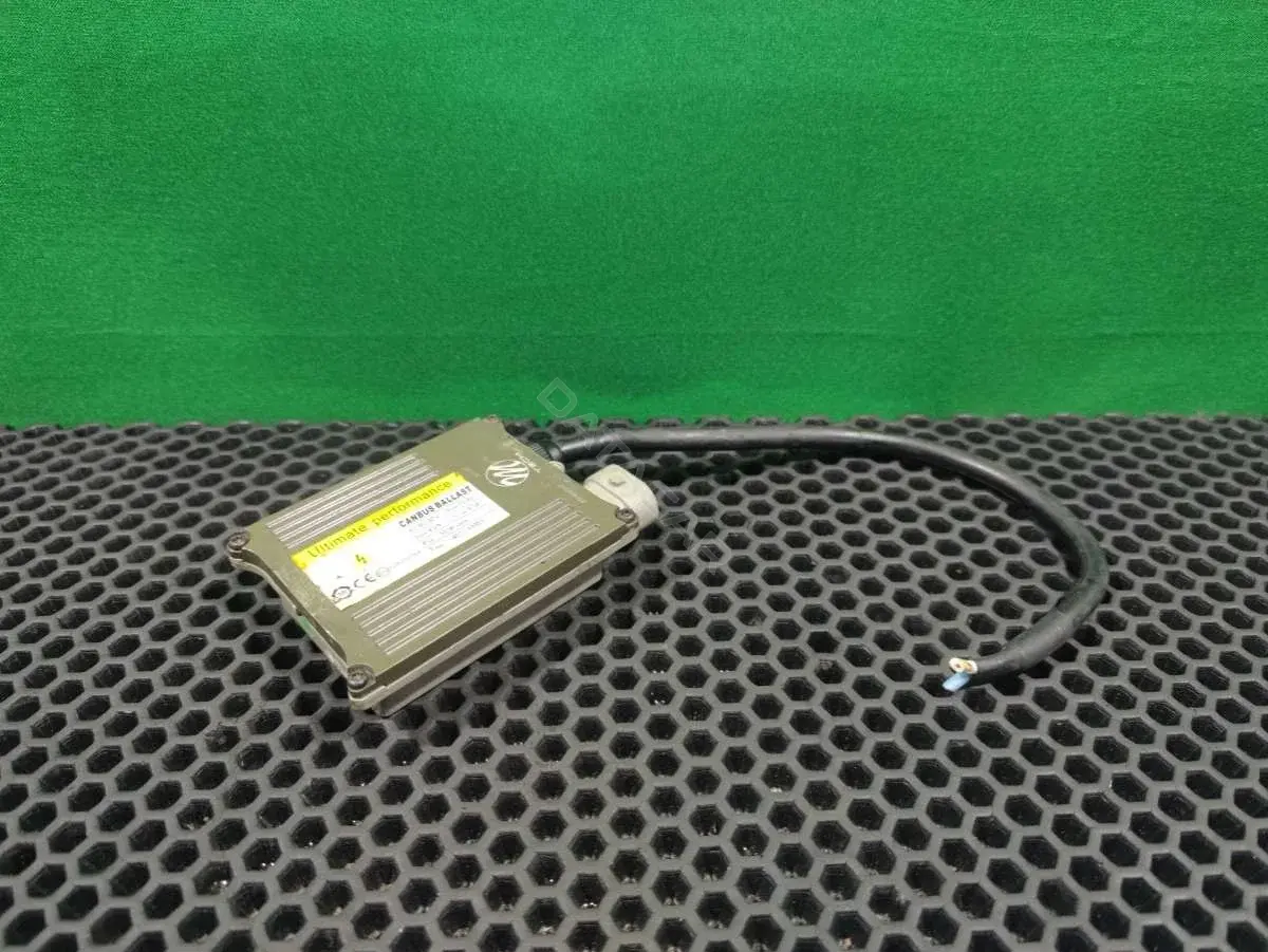 Блок розжига ксенона 10R 023769
