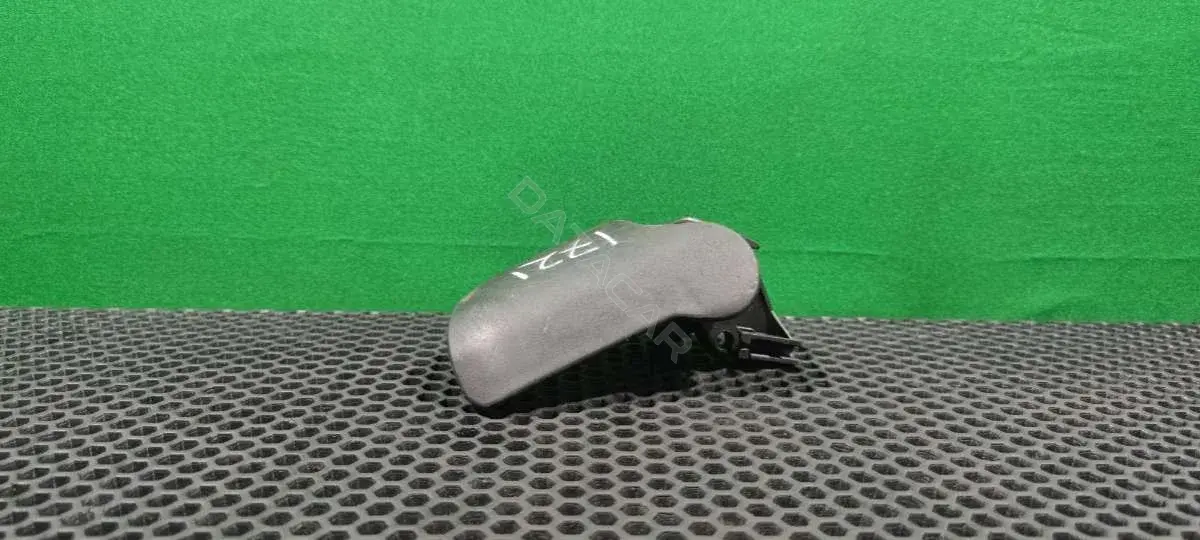 Ручка открывания капота 4F1 823 633 B