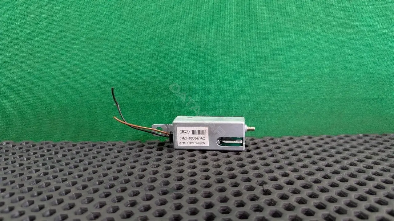 Усилитель антенны 6M2T 18C847 AC