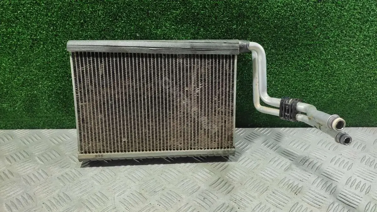 Радиатор печки 10L09A7-8