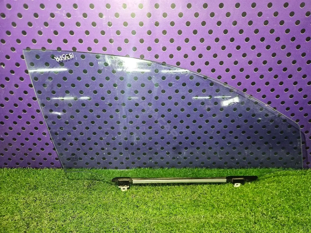 Стекло двери DOT24 -AS2-M62, E6 43R-00050