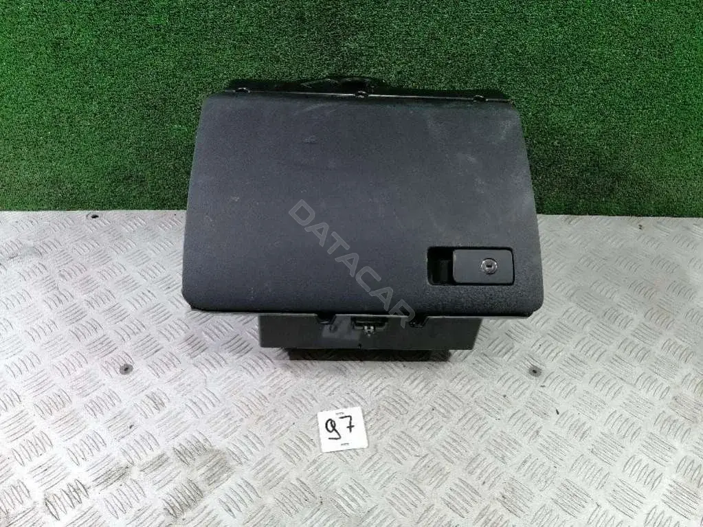 Бардачок 3C1857097AP, 3С1857101