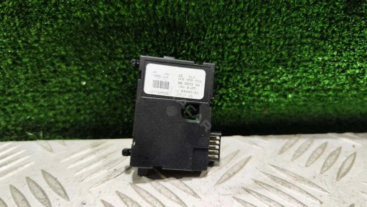 Датчик угла поворота 1K0959654