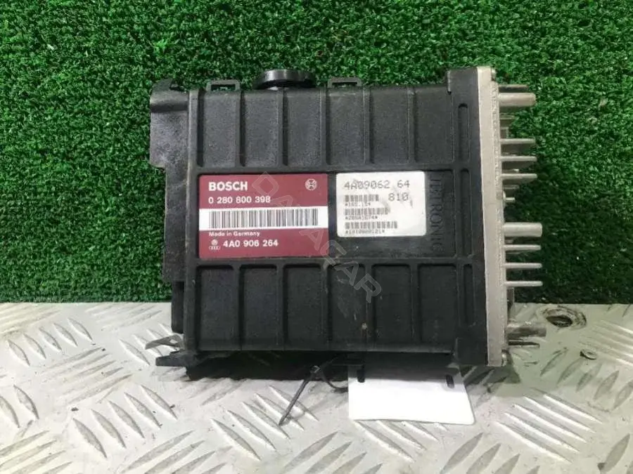 Блок управления двигателем 0 280 800 398, 4A0 906 264