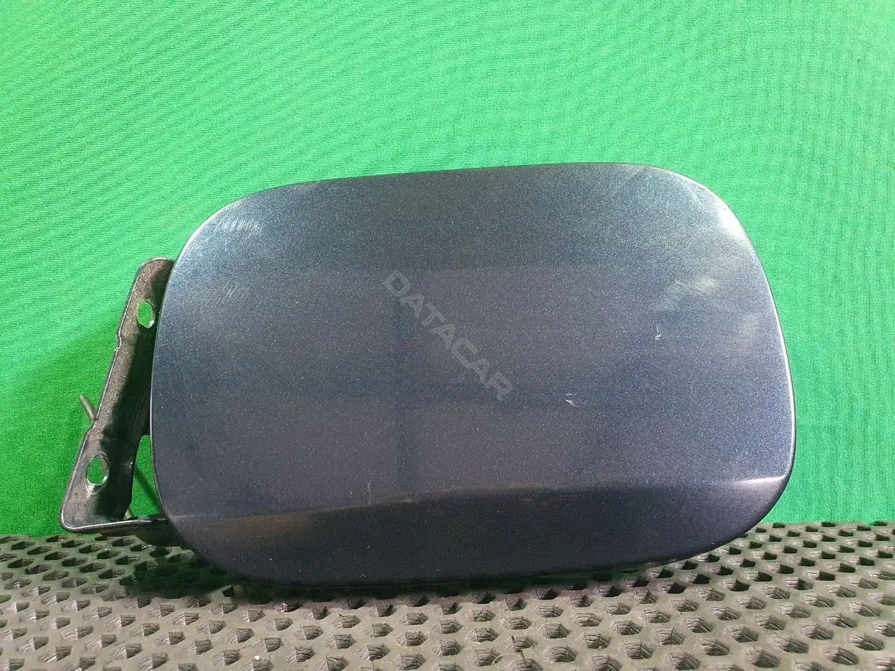 Крышка лючка топливного бака A0005843117, A2115842139