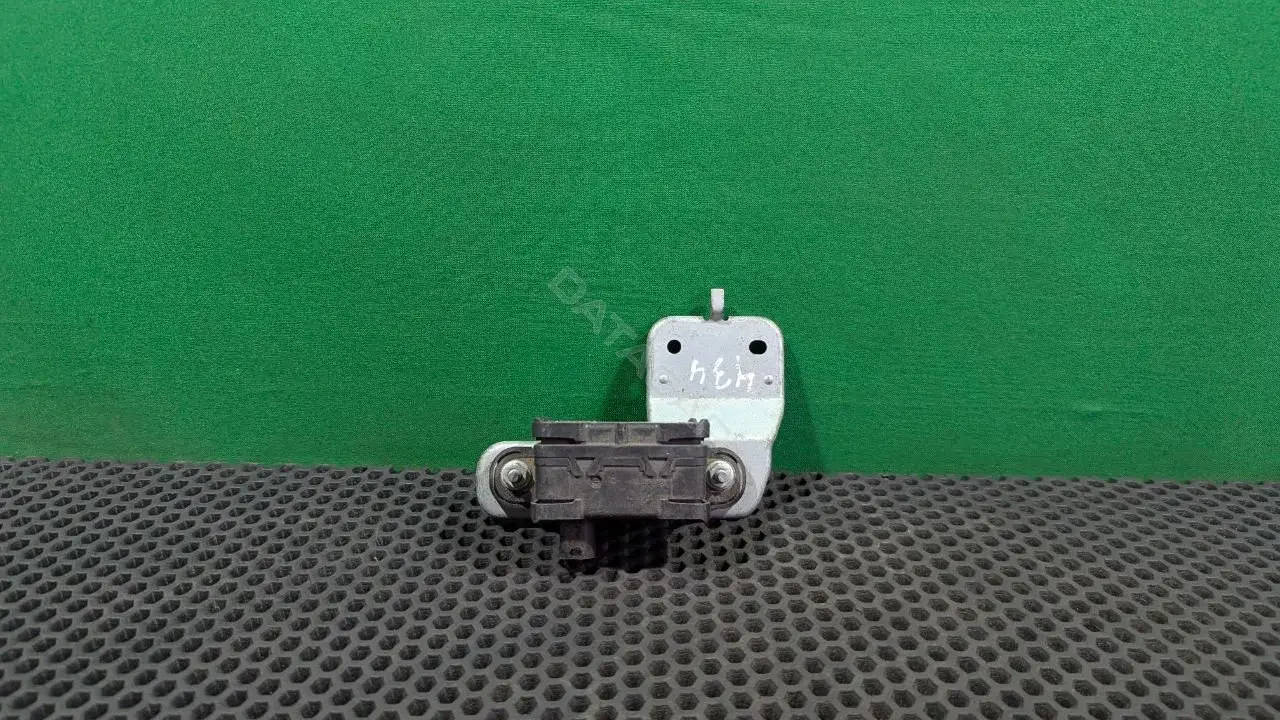 Датчик ускорения 30773378
