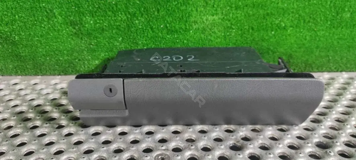 Бардачок A 202 6890891