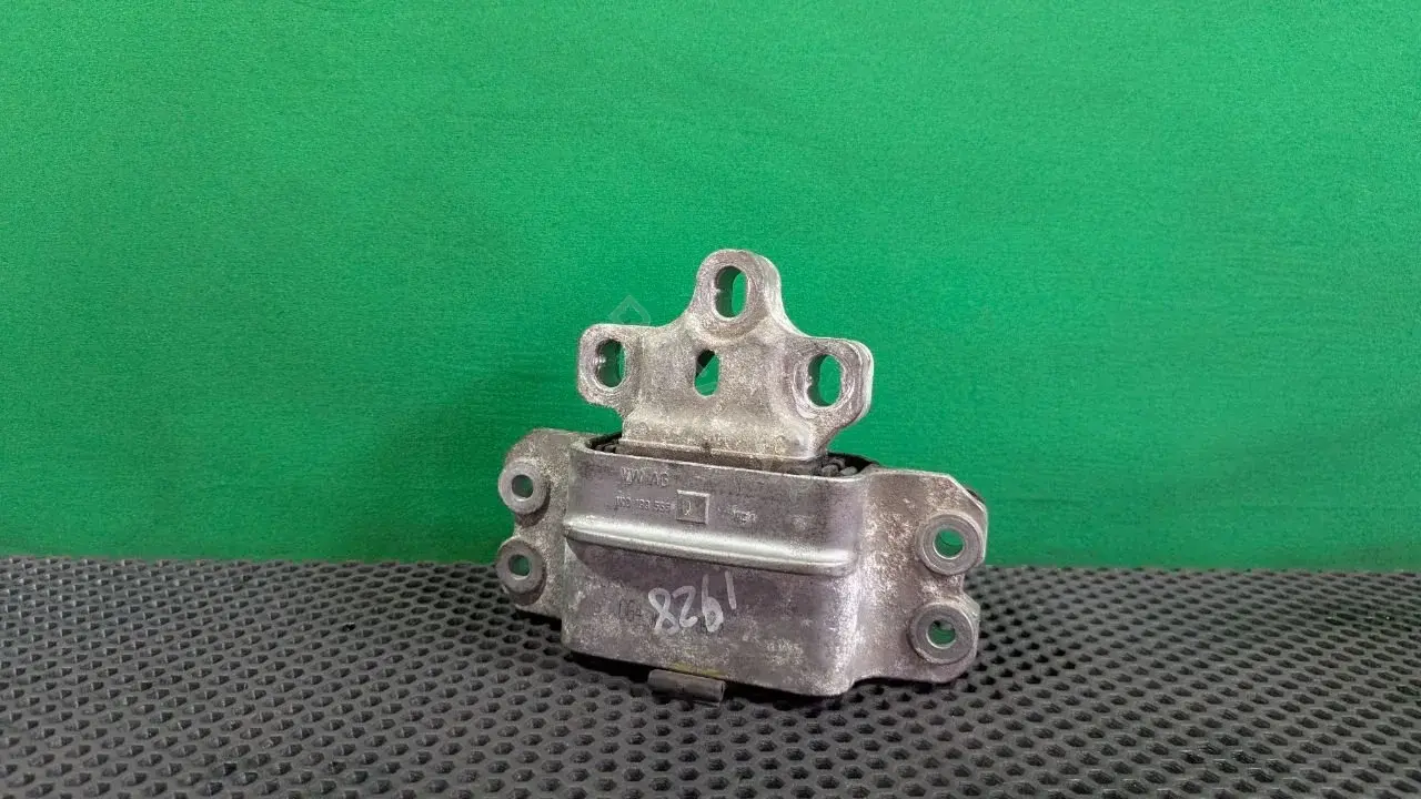Подушка КПП 1K0 199 555 Q