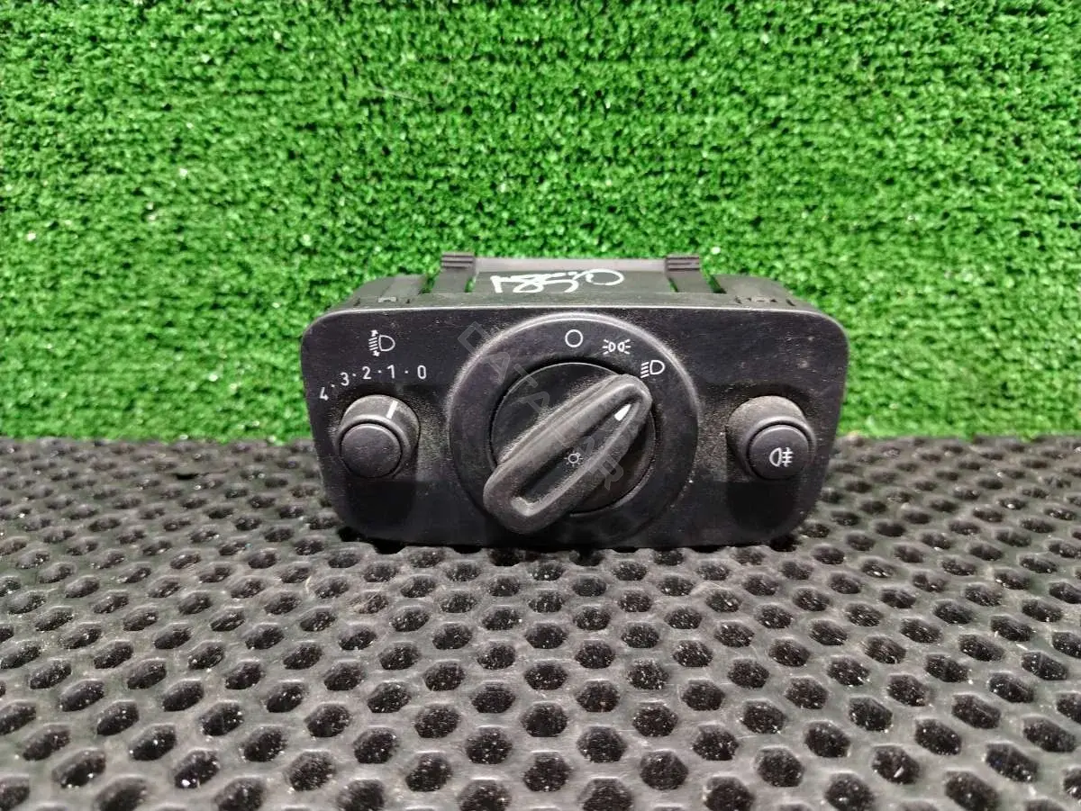 Переключатель подрулевой 10003929, 8G9T 13A024 GA
