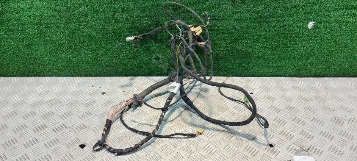 Проводка крышки багажника 4B9971726E