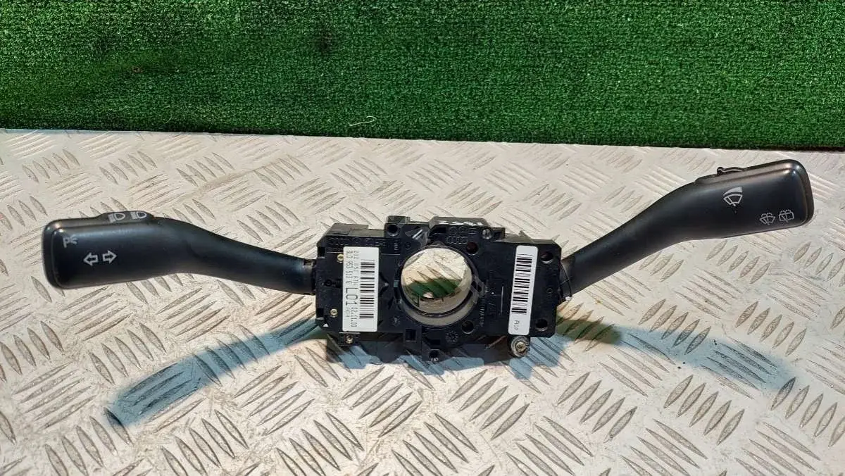 Переключатель подрулевой 8L0953513G
