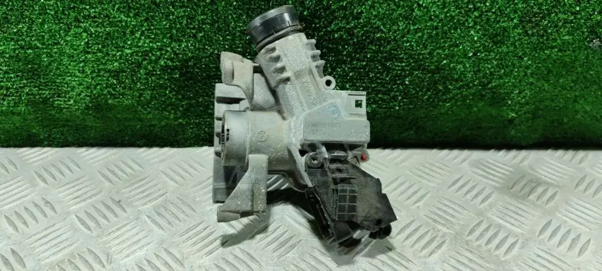 Замок зажигания 1095824, LU6751667
