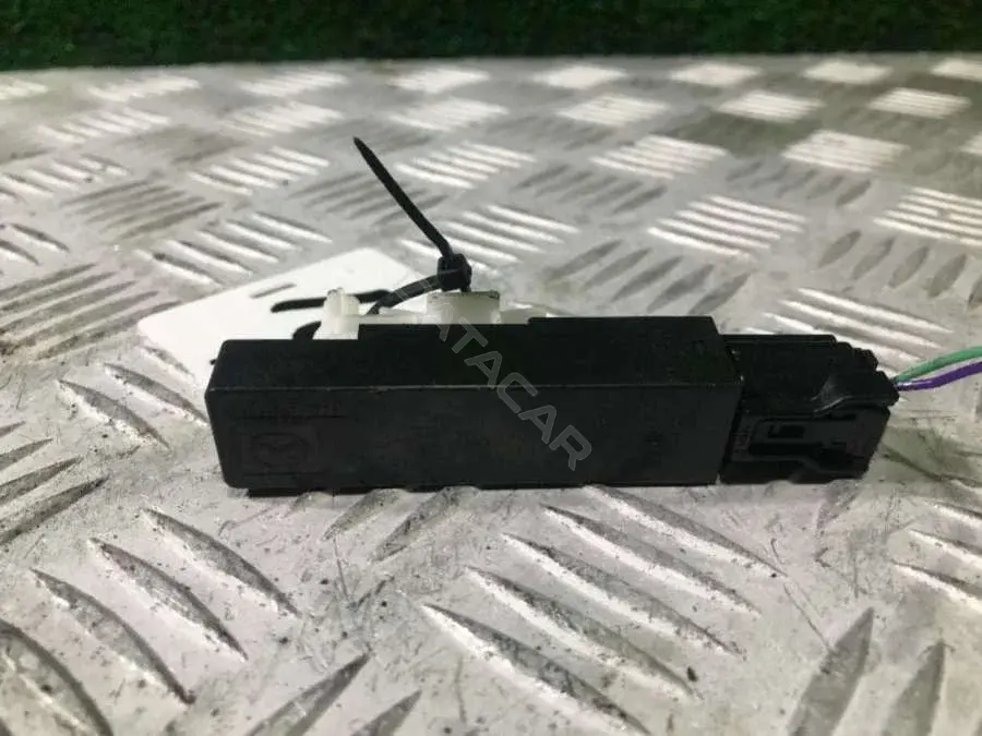 Антенна KD45676NXA, X1T60671 160520