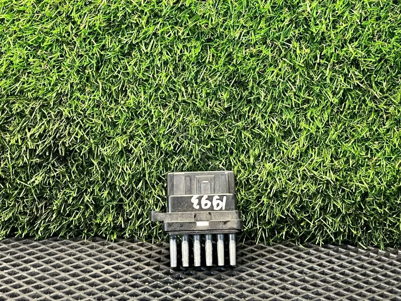 Резистор печки 6G9T19E624AD, F 011 500 028