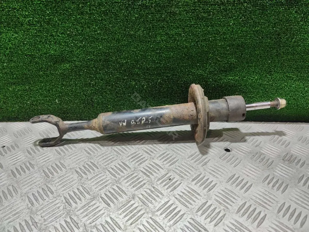 Амортизаторы 8D0 413 031 BS