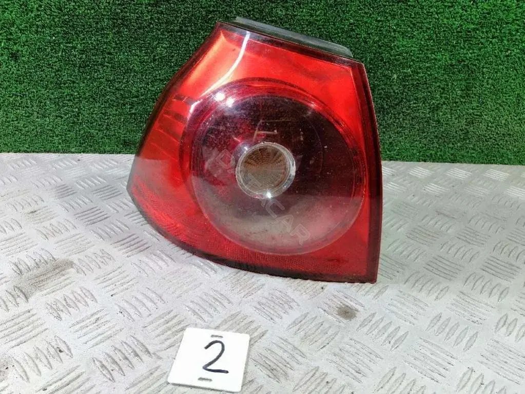 Задние фонари 1K6945095Q