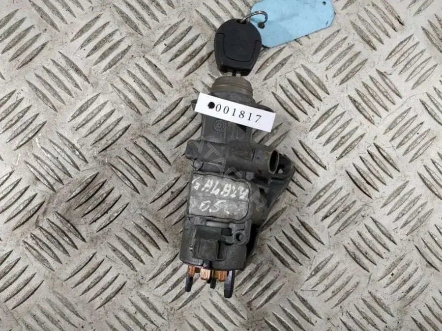 Замок зажигания 4 BO 905 851 B