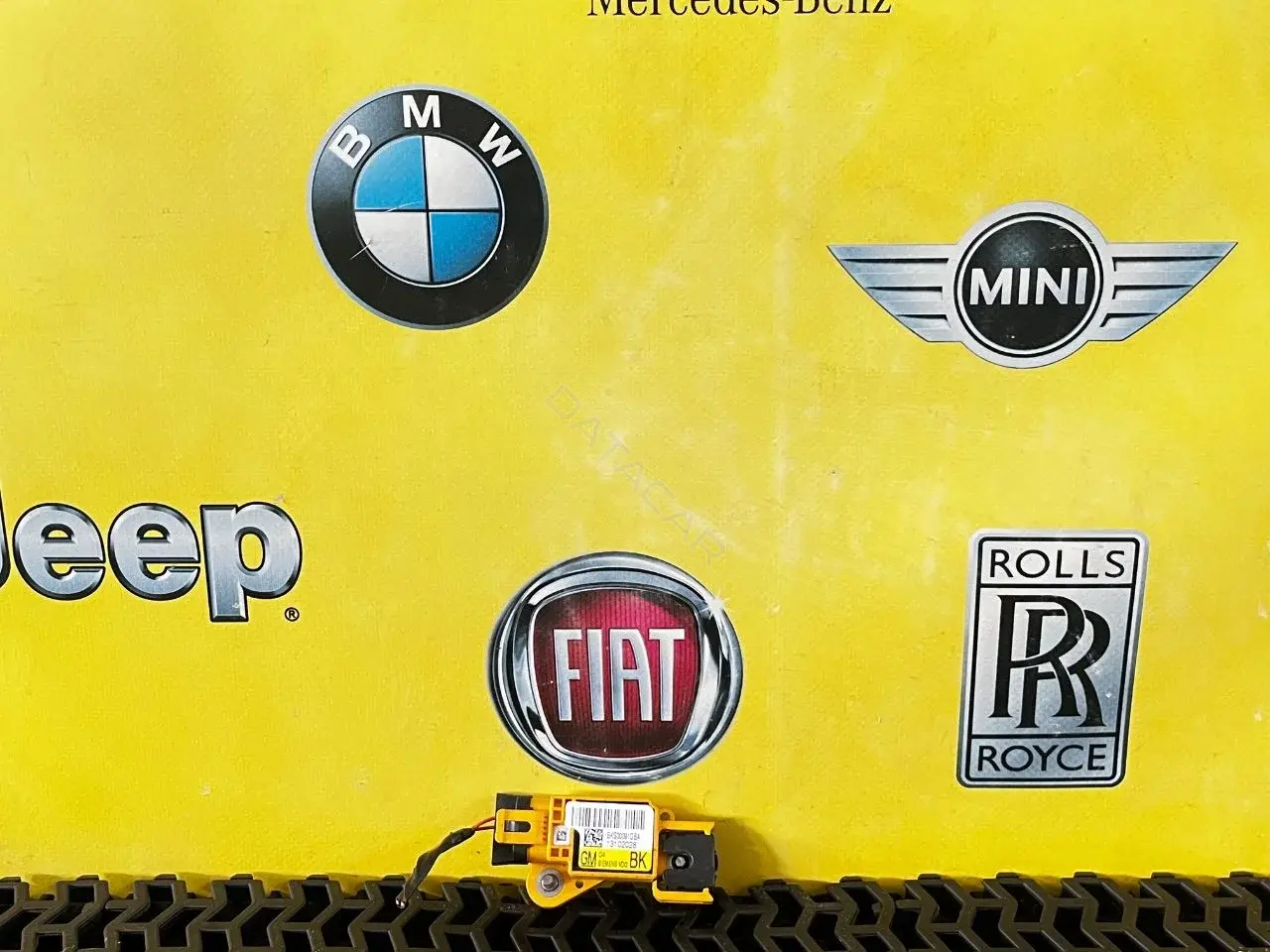 Датчик удара 13102028