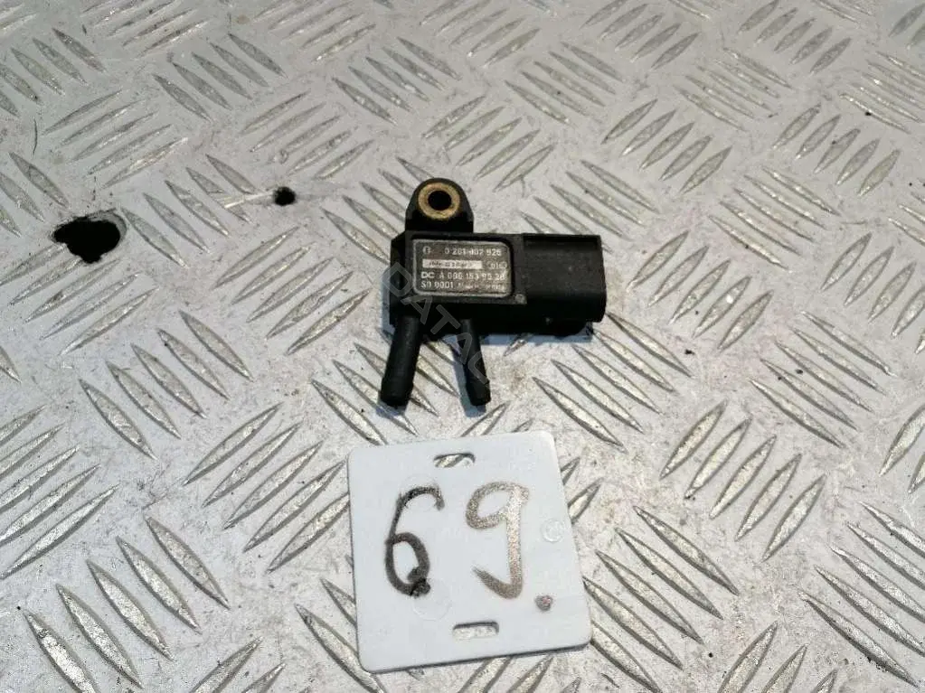Датчик давления выхлопных газов 0281002925, A0061539528