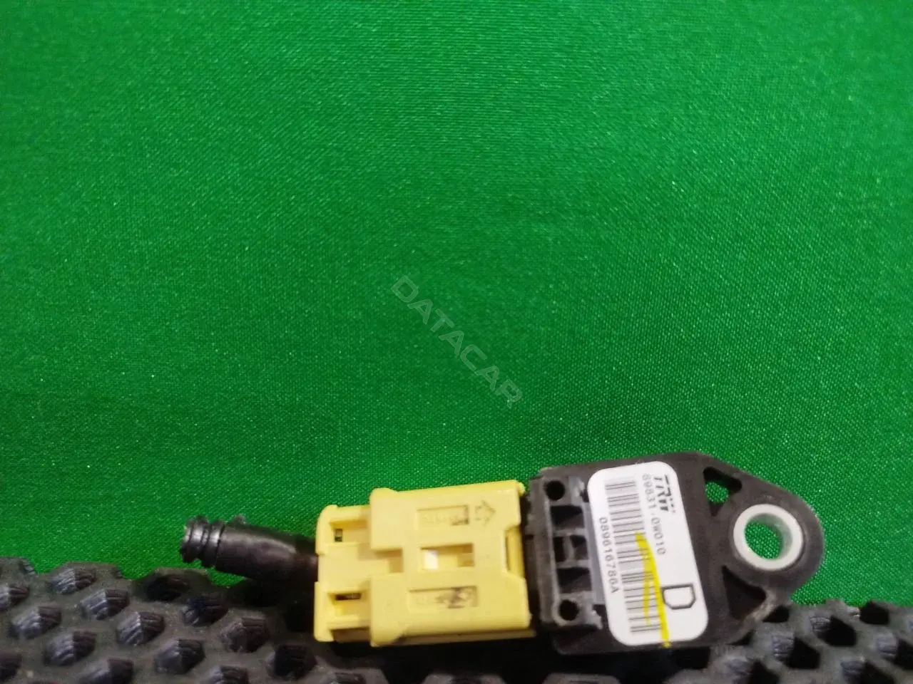 Датчик удара 89831-0W010