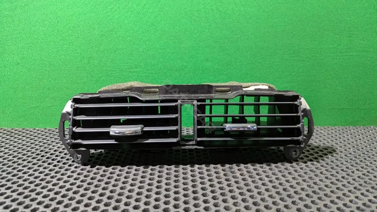 Дефлектор обдува салона DS73 19K617 AZW