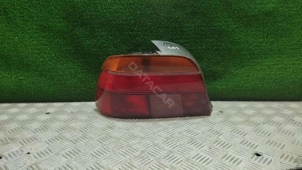 Задние фонари 8358031