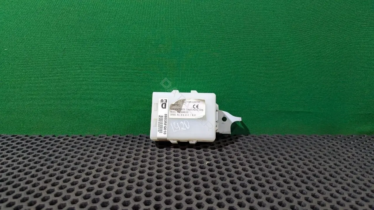 Блок центрального замка 88035FG010