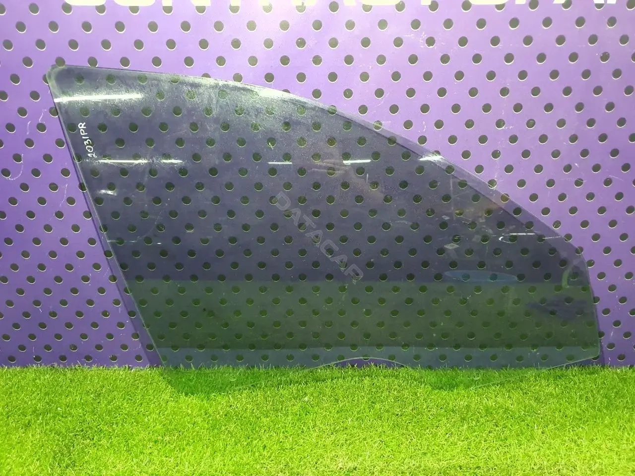 Стекло двери DOT 24 M68 AS2, E6 43R-00048