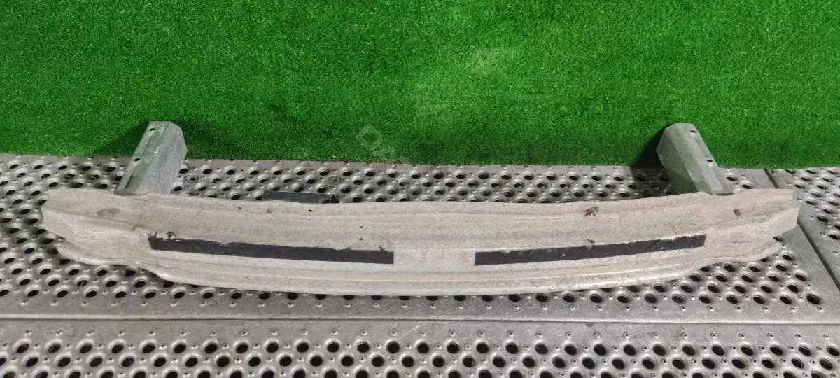 Усилитель бампера 85235849