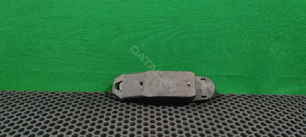Заглушка домкрата 8V0 802 847 A