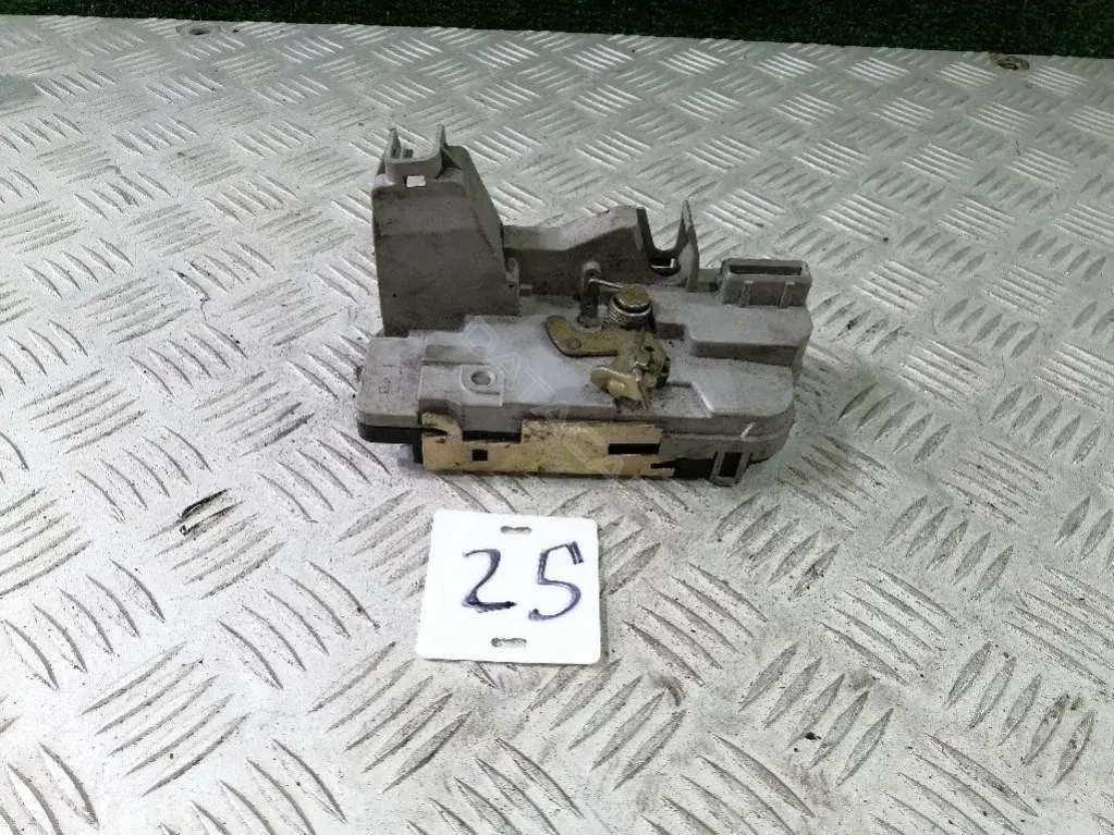 Замок двери 42735331