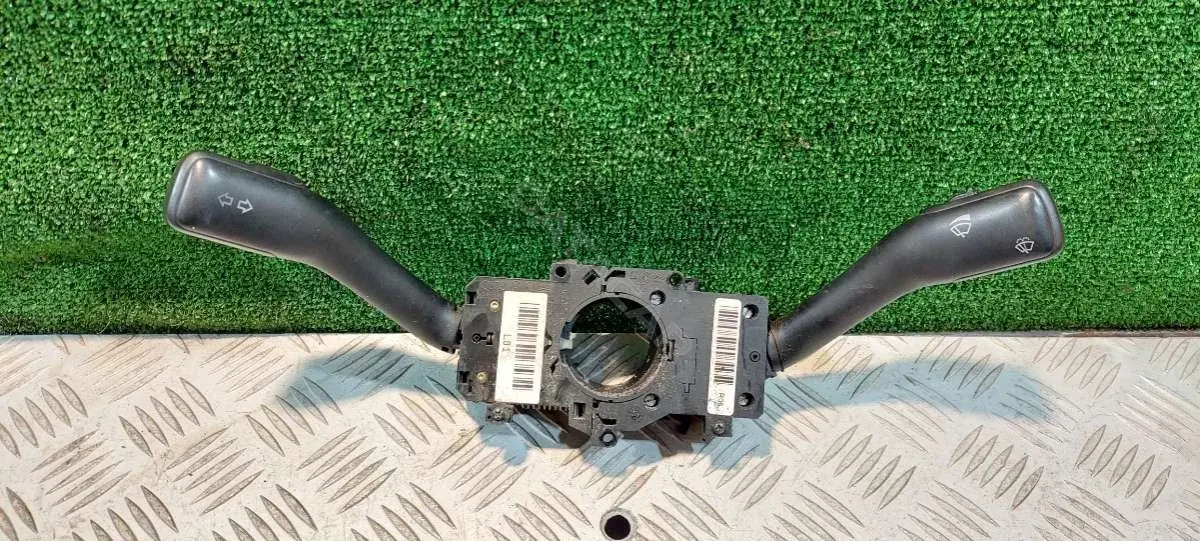 Переключатель подрулевой 8L0953513G