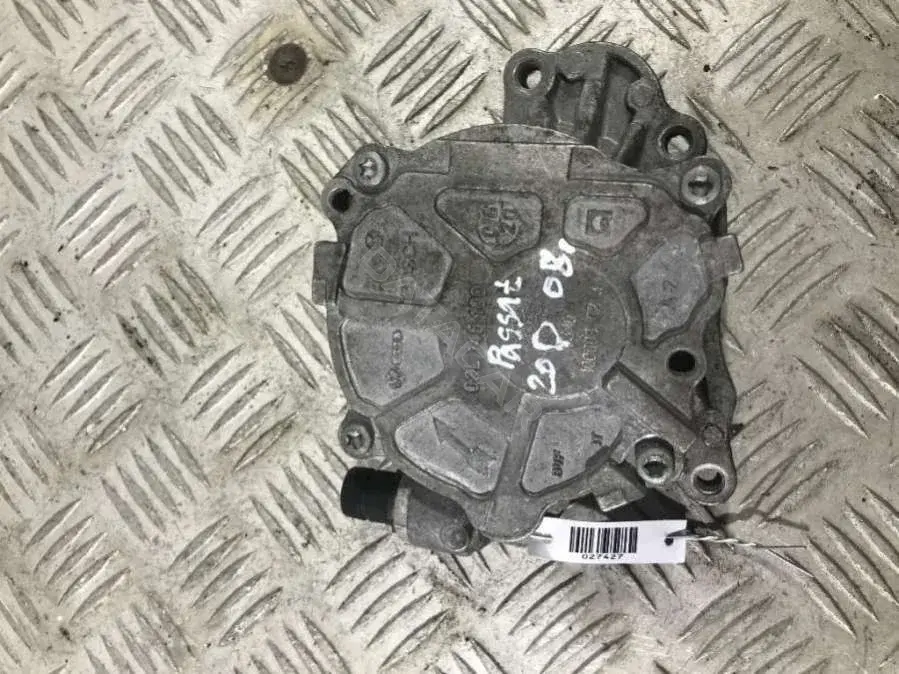 Вакуумный насос 03L 145 100