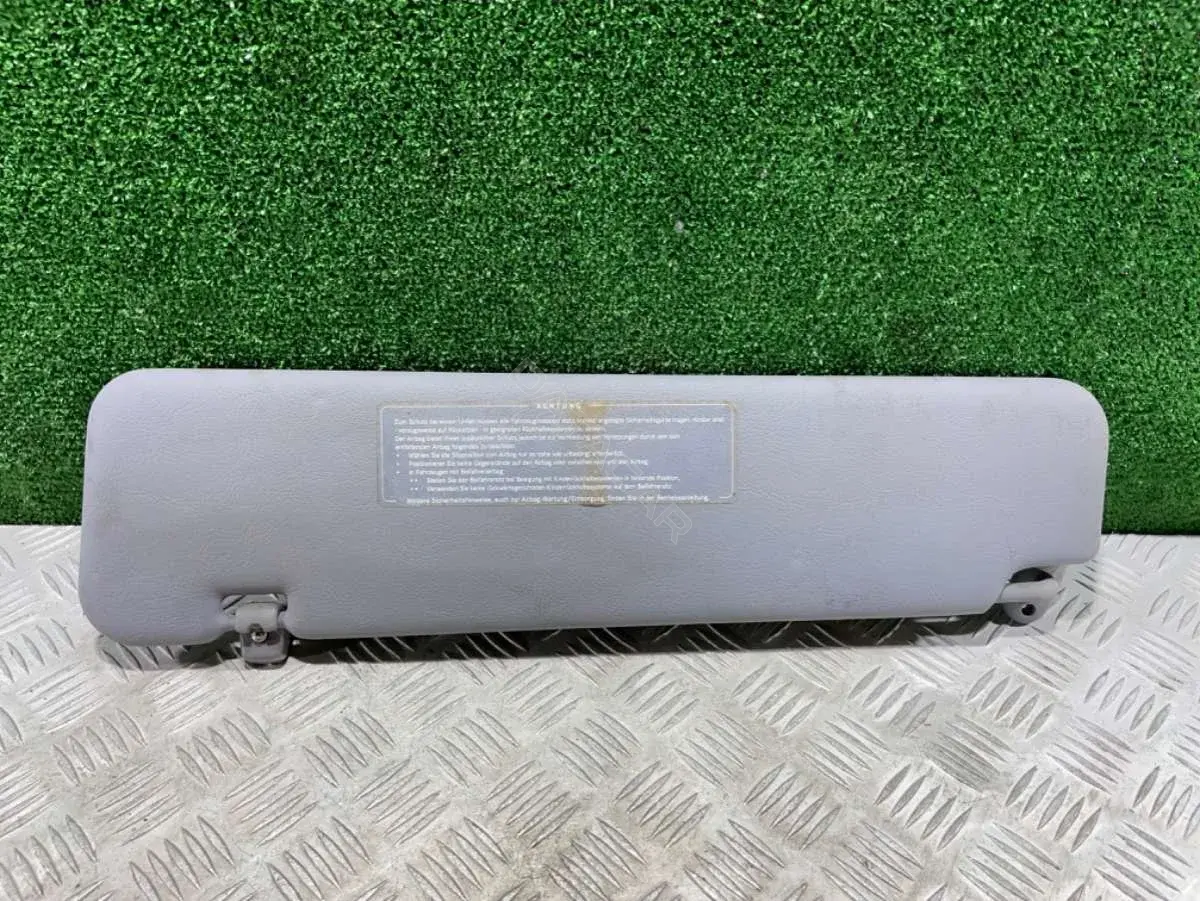Козырек солнцезащитный 65008176