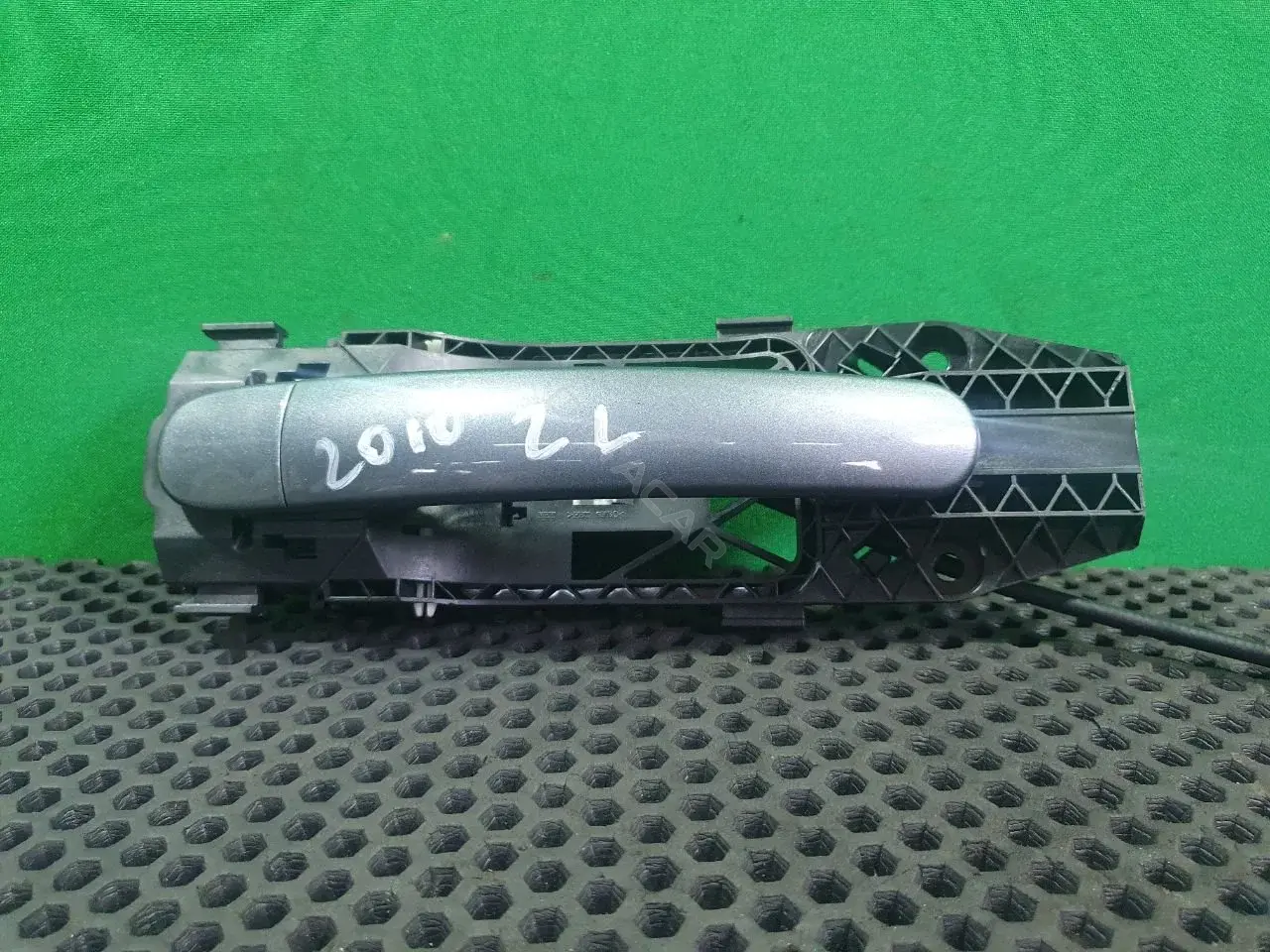 Ручка двери 5N0 839 885H