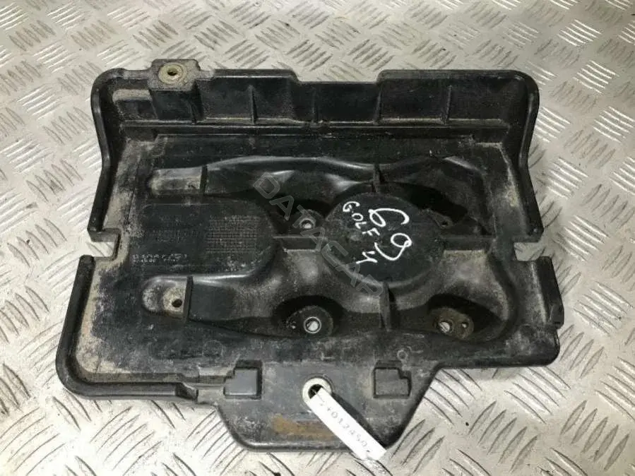 Полка аккумулятора 1J0 915 333 A