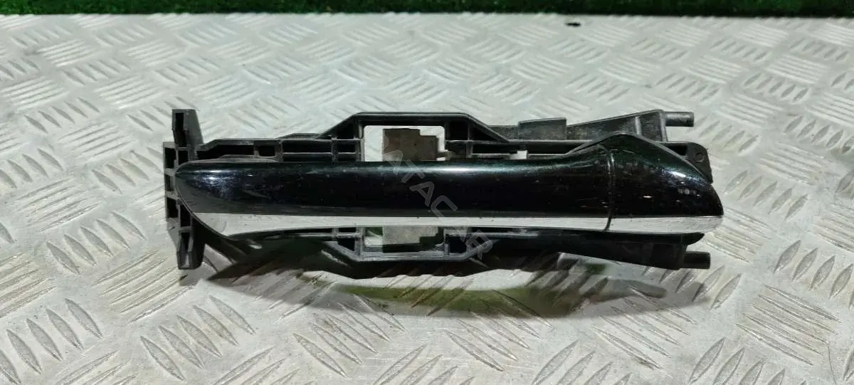 Ручка двери 66012708