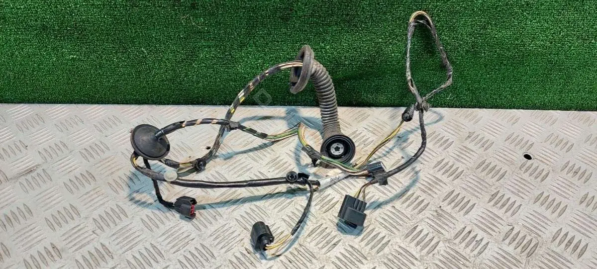 Проводка двери 98AG14A584