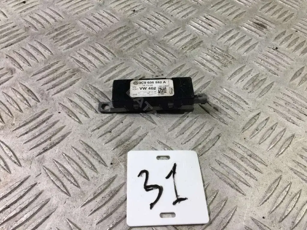 Усилитель антенны 3C9035552A