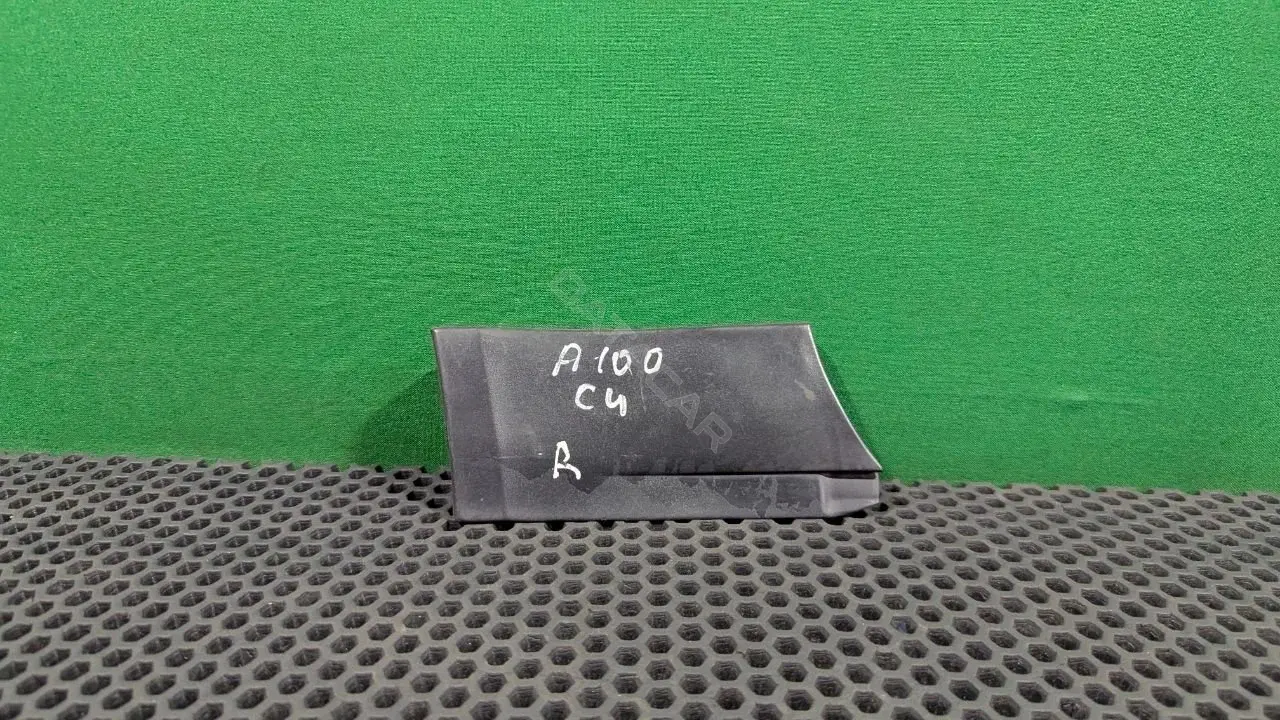 Молдинг крыла 4A0 853 989