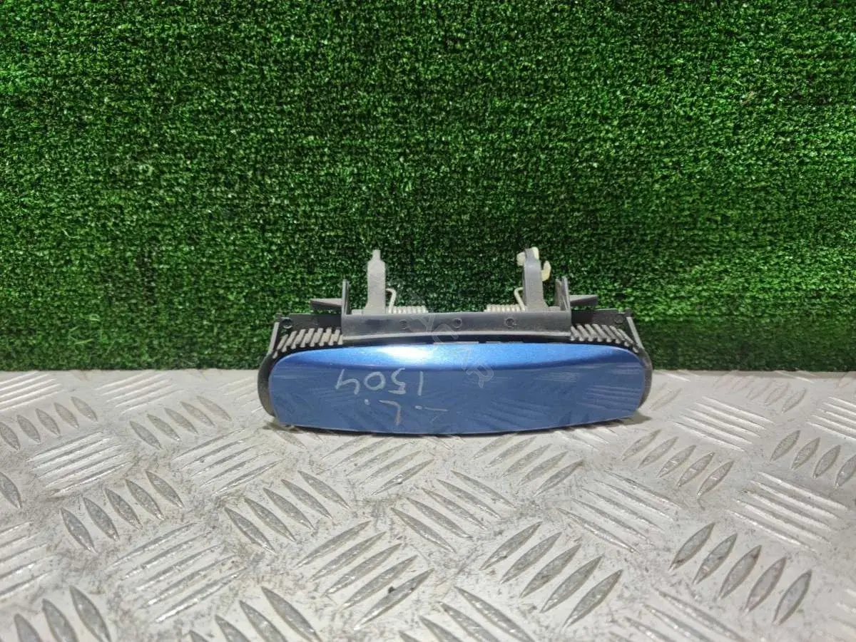 Ручка двери 4B0 839 885