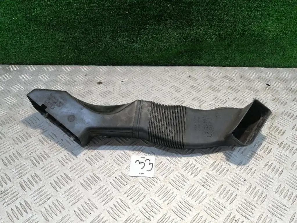 Воздуховод 4B0129617B, 8D0129617E