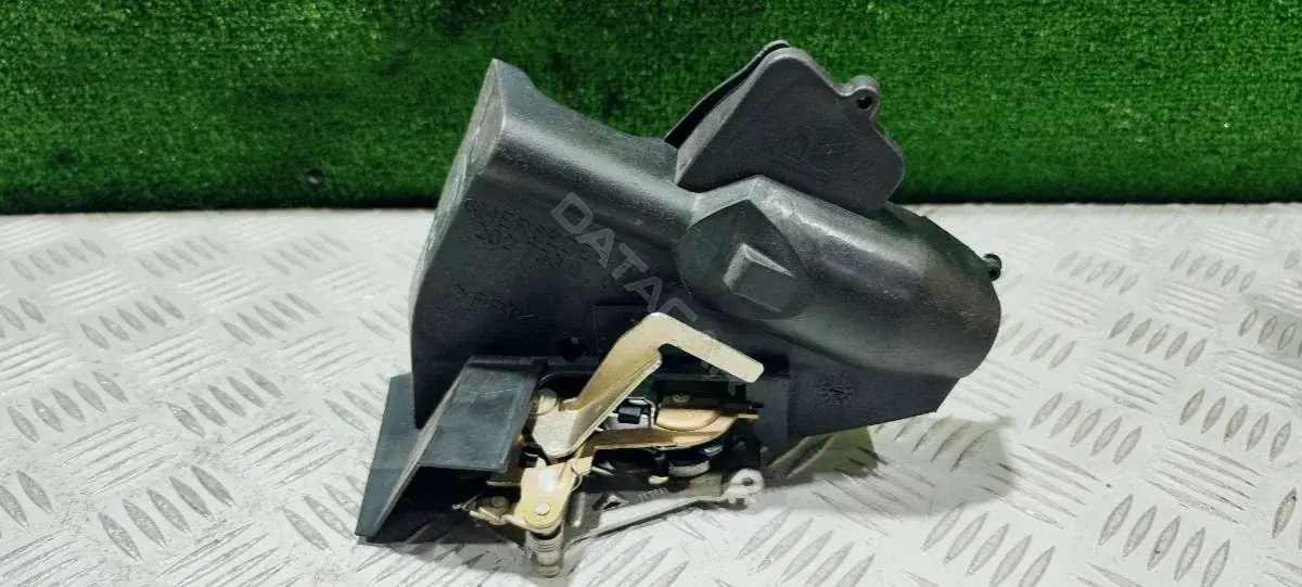 Замок двери 2027300695